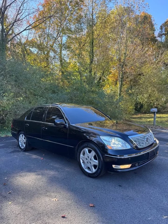 2005 Lexus LS 3rd Gen - Image 3 of 8