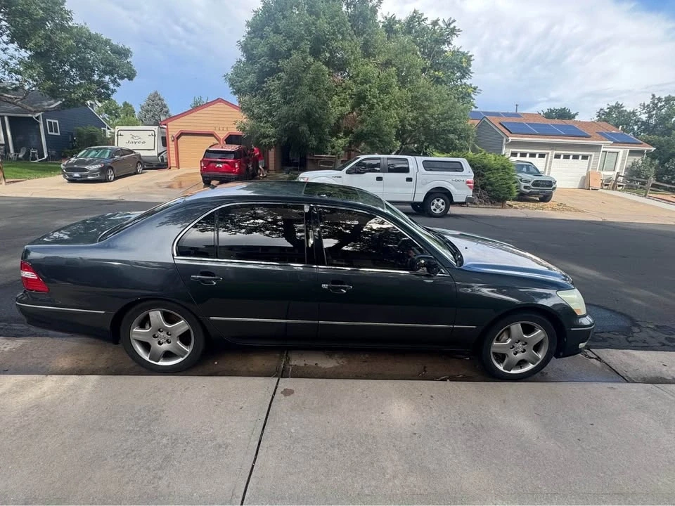 2005 Lexus LS 3rd Gen - Image 8 of 8