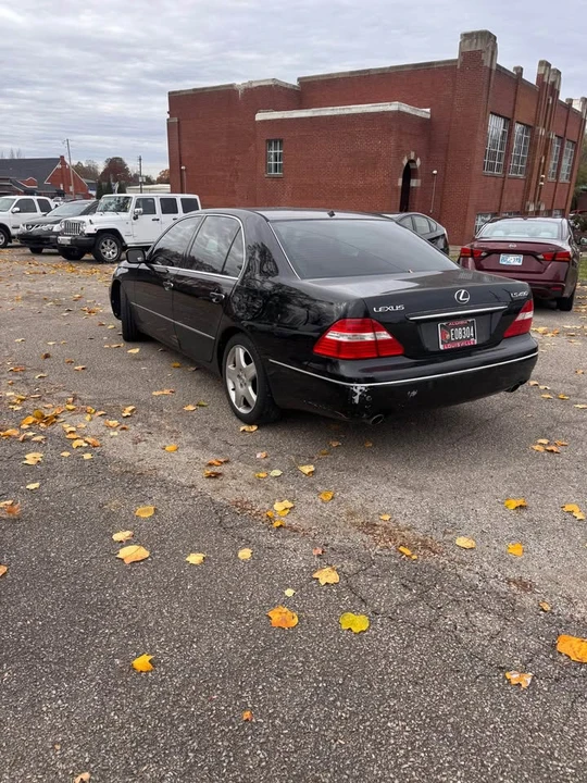 2005 Lexus LS 3rd Gen - Image 7 of 18