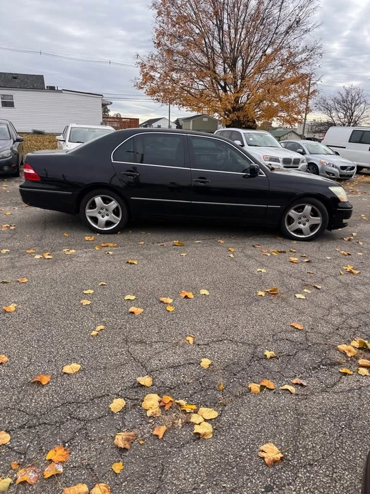 2005 Lexus LS 3rd Gen - Image 4 of 18