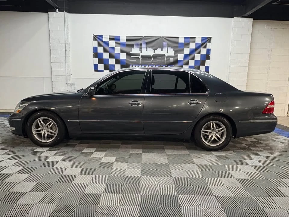 2005 Lexus LS 3rd Gen - Image 3 of 15