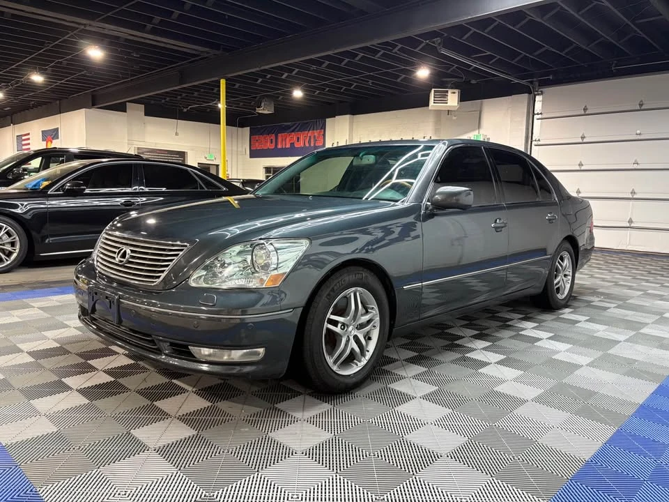 2005 Lexus LS 3rd Gen - Image 2 of 15