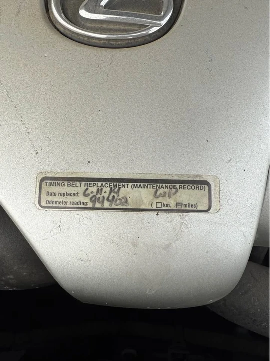 2005 Lexus LS 3rd Gen - Image 9 of 10