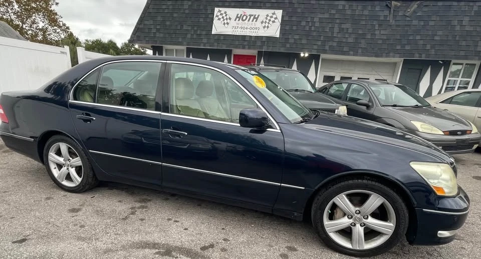 2005 Lexus LS 3rd Gen - Image 2 of 20
