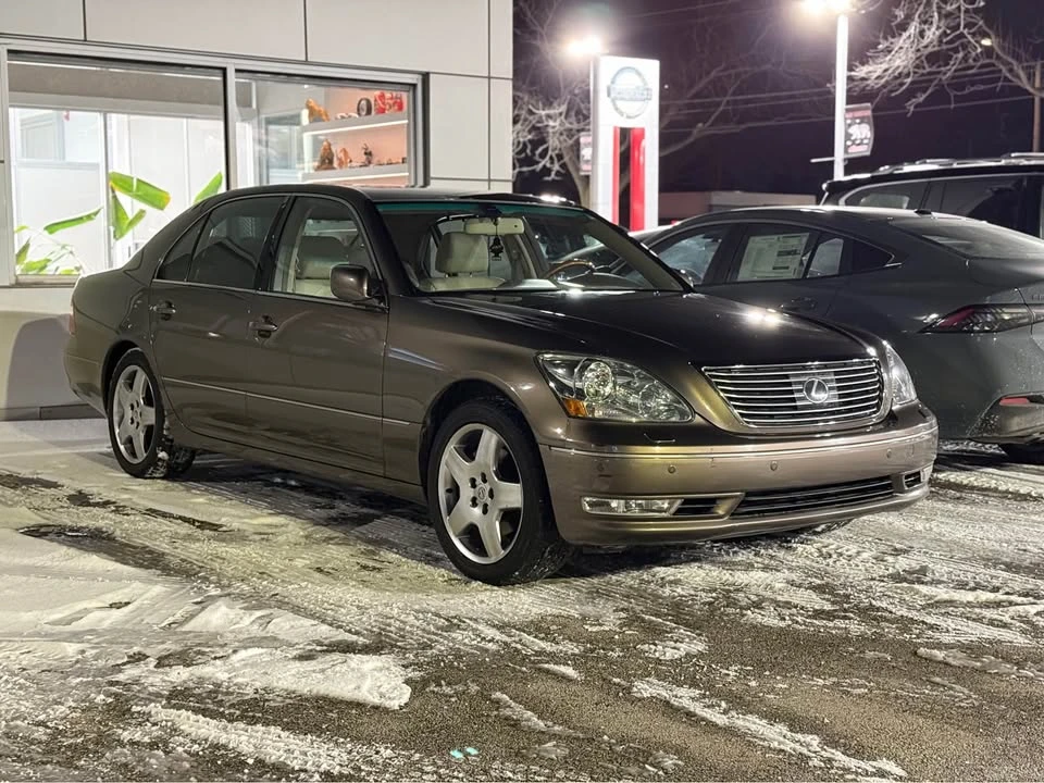 2005 Lexus LS 3rd Gen - Image 7 of 11
