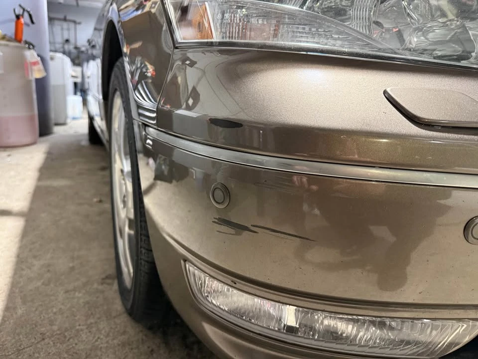 2005 Lexus LS 3rd Gen - Image 3 of 11