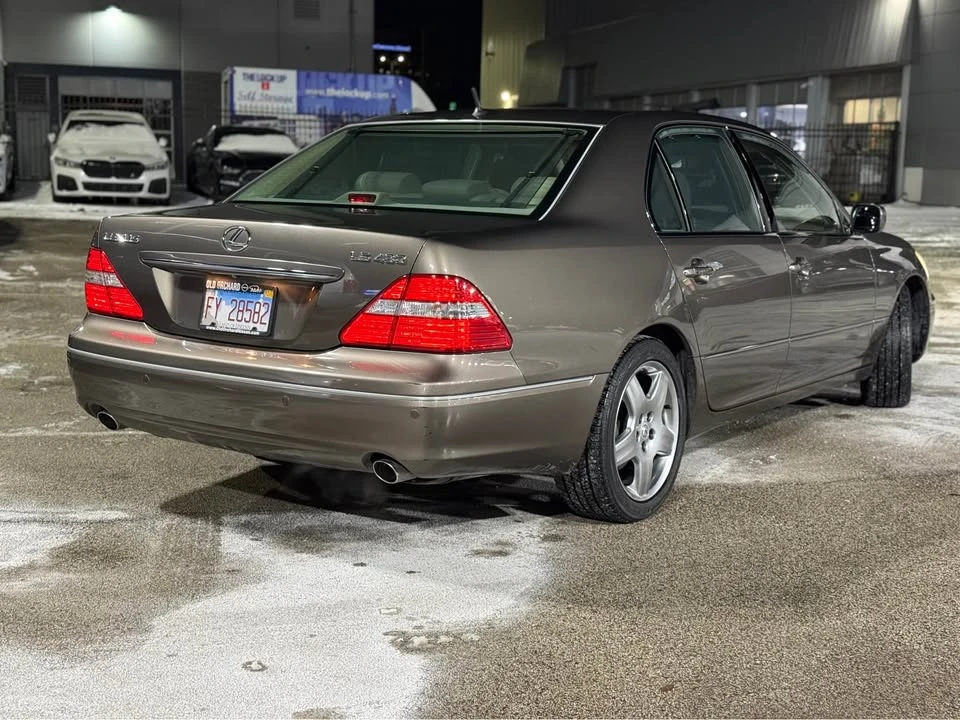 2005 Lexus LS 3rd Gen - Image 4 of 11