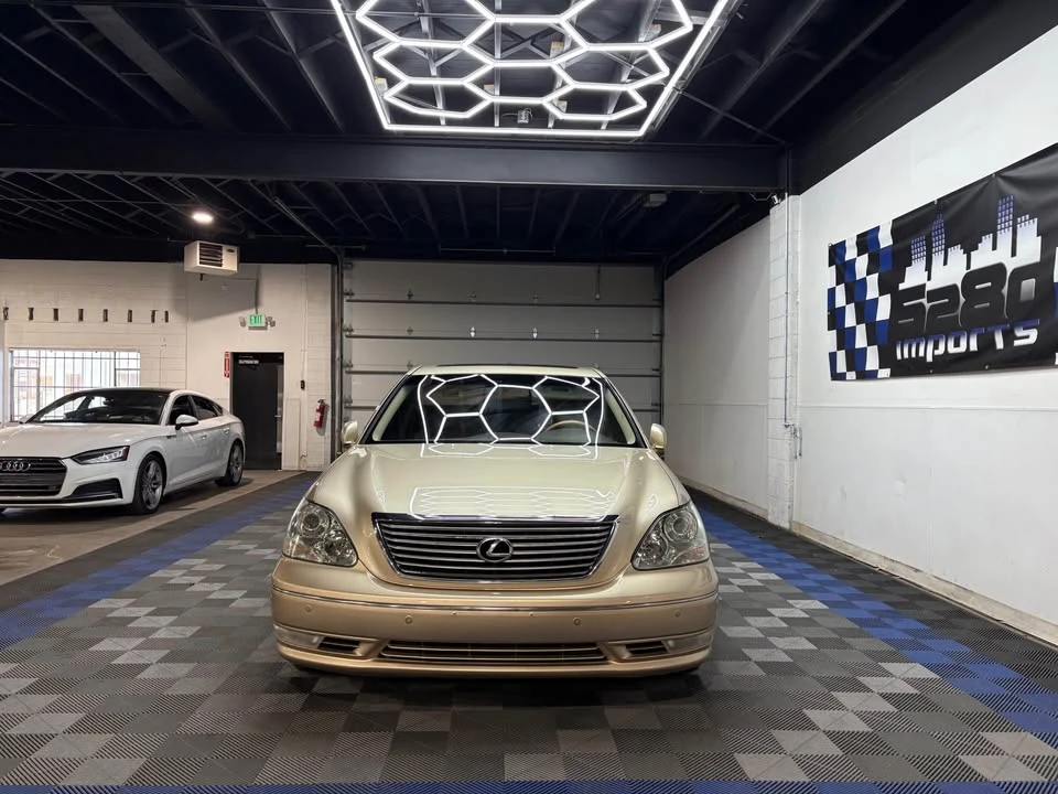 2005 Lexus LS 3rd Gen - Image 12 of 20