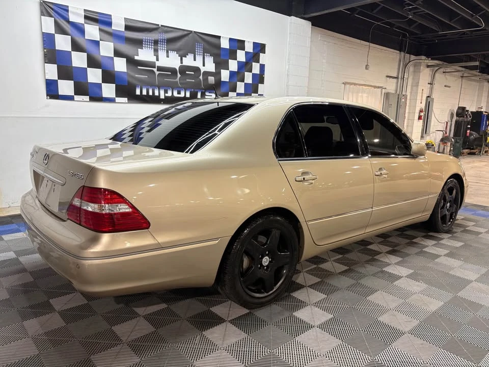 2005 Lexus LS 3rd Gen - Image 11 of 20