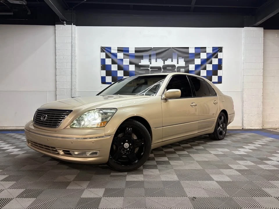 2005 Lexus LS 3rd Gen - Image 2 of 20