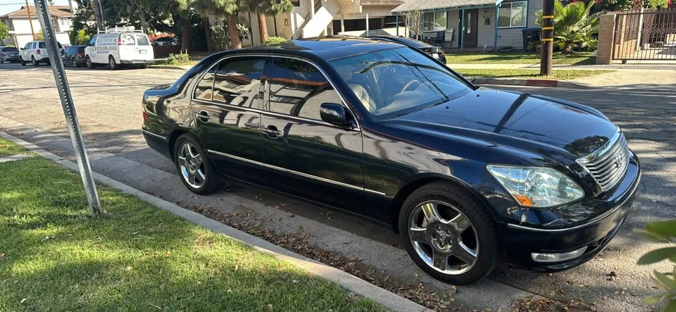 2005 Lexus LS 3rd Gen - Image 3 of 5