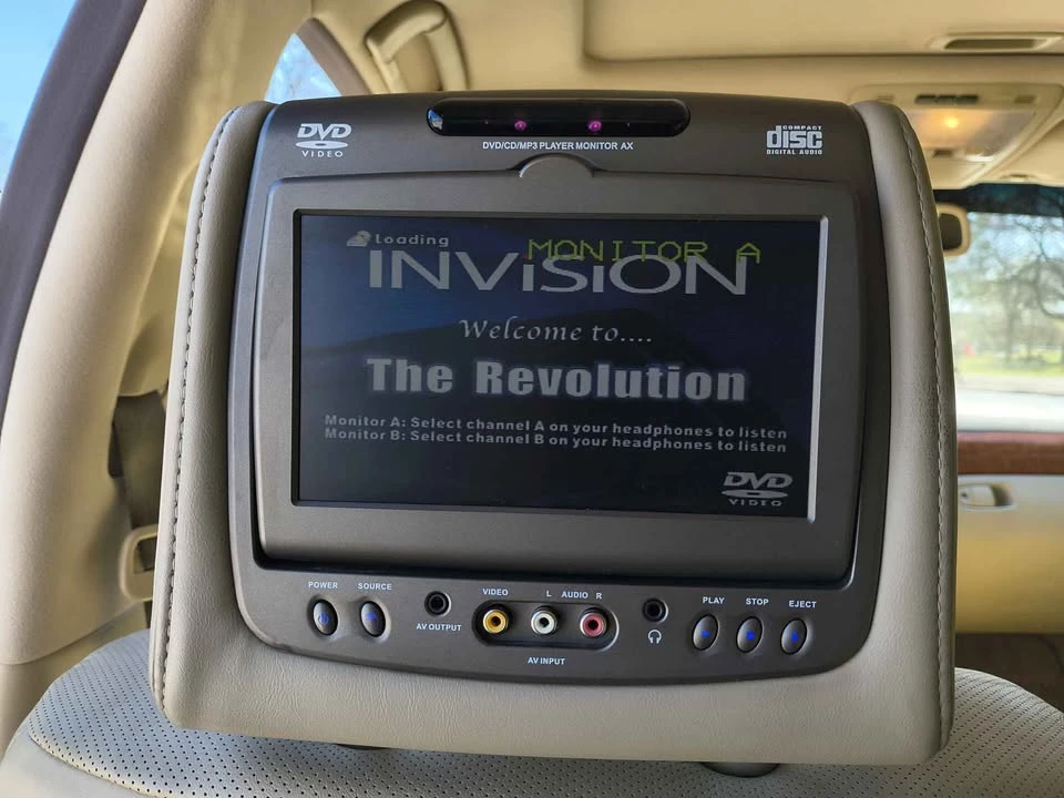 2005 Lexus LS 3rd Gen - Image 13 of 16