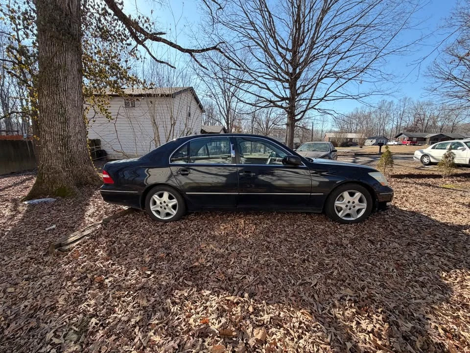 2005 Lexus LS 3rd Gen - Image 4 of 12