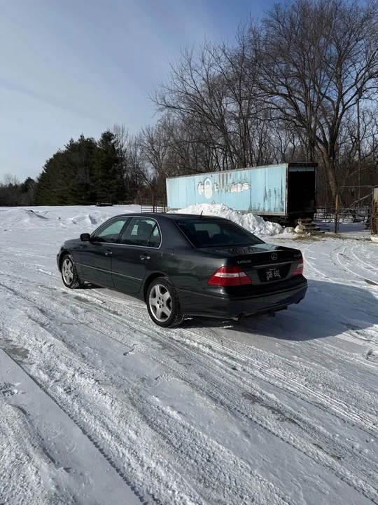 2005 Lexus LS 3rd Gen - Image 7 of 11