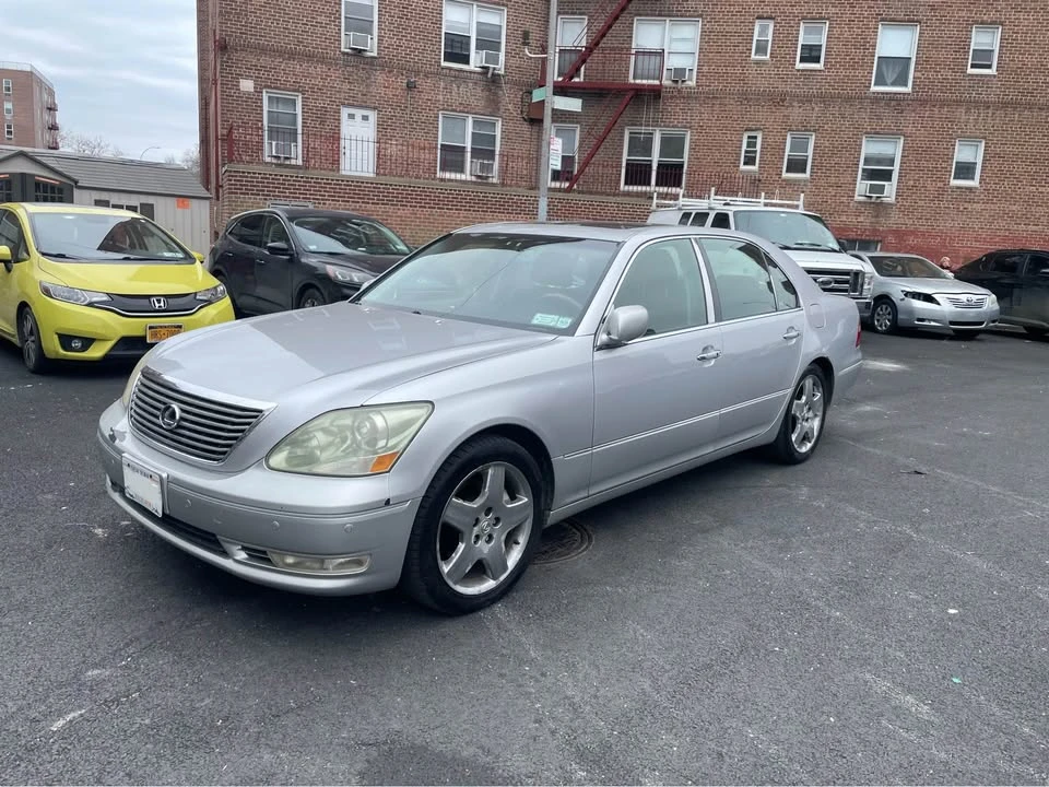 2005 Lexus LS 3rd Gen - Image 6 of 20