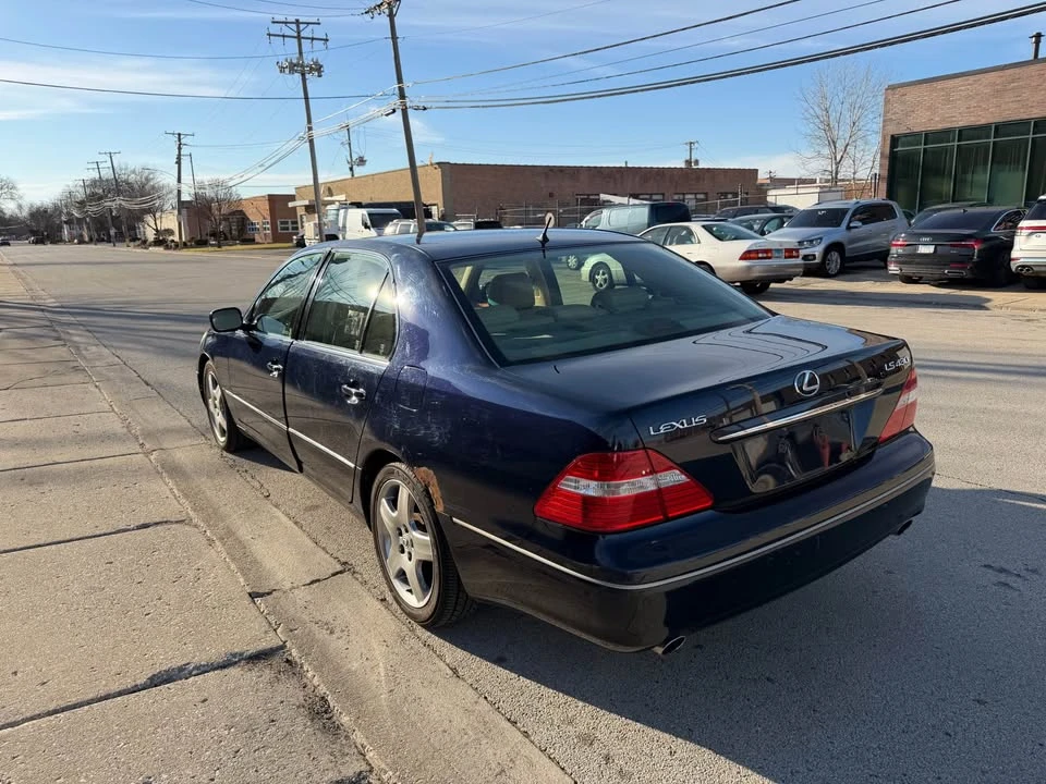 2005 Lexus LS 3rd Gen - Image 3 of 19