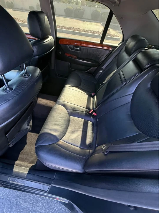 2005 Lexus LS 3rd Gen - Image 6 of 6