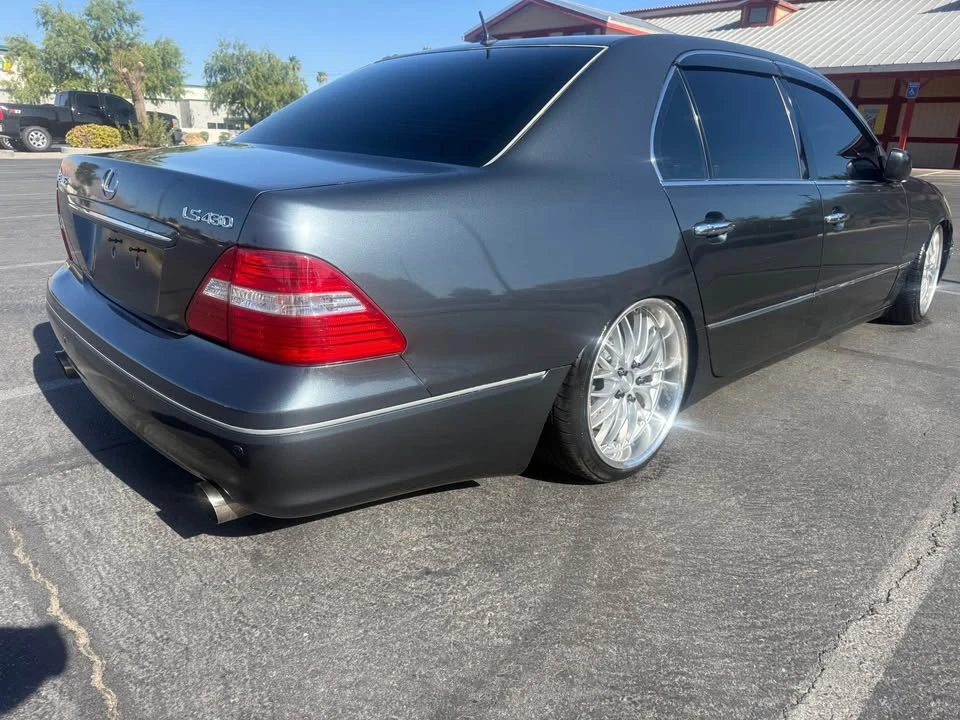 2005 Lexus LS 3rd Gen - Image 3 of 6