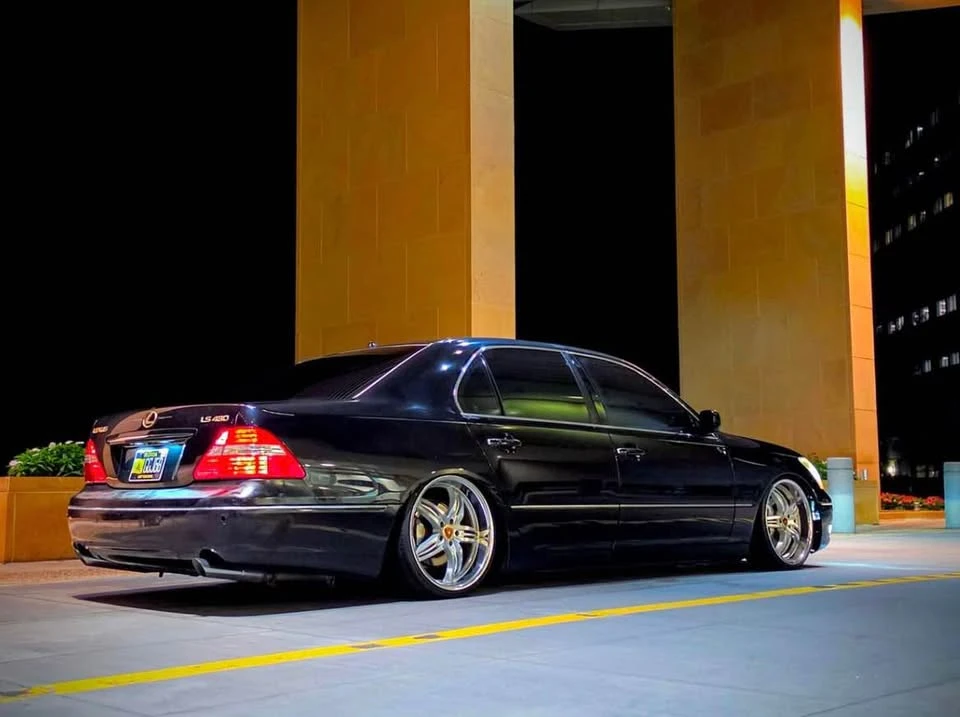 2005 Lexus LS 3rd Gen - Image 7 of 10