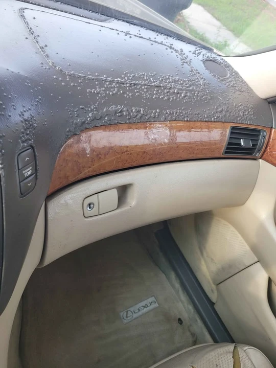 2005 Lexus LS 3rd Gen - Image 8 of 8