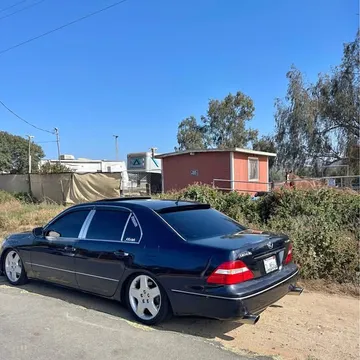 2005 Lexus LS 430