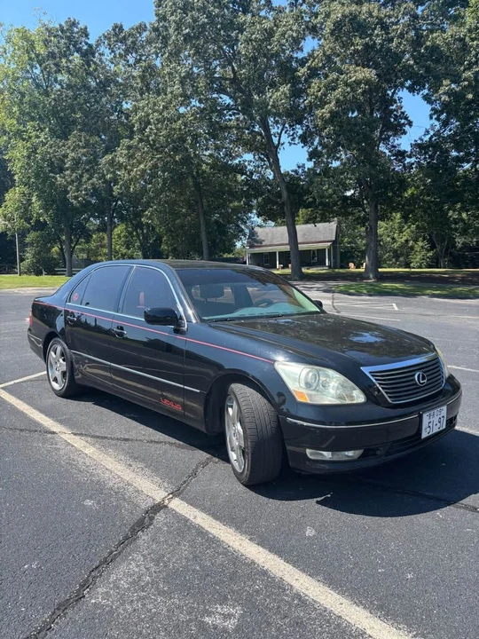 2005 Lexus LS 3rd Gen - Image 2 of 8