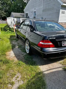 2005 Lexus LS 430 Sedan 4D