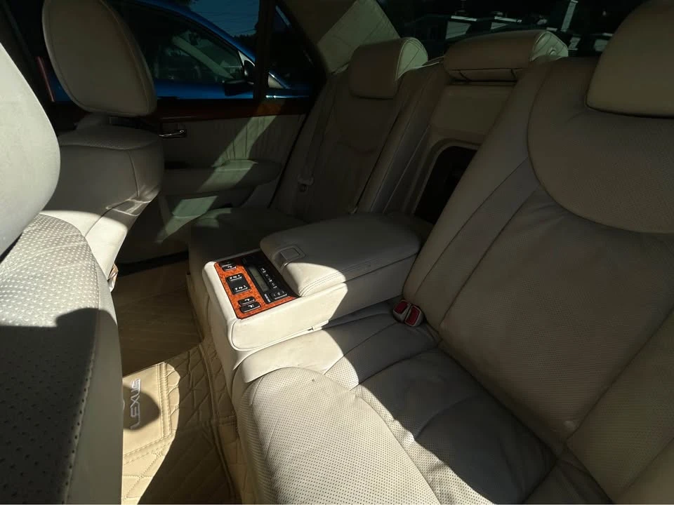 2005 Lexus LS 3rd Gen - Image 5 of 5