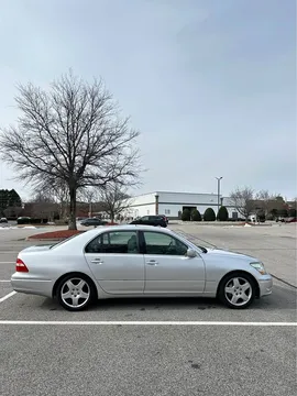 2005 Lexus LS 430 Sedan 4D