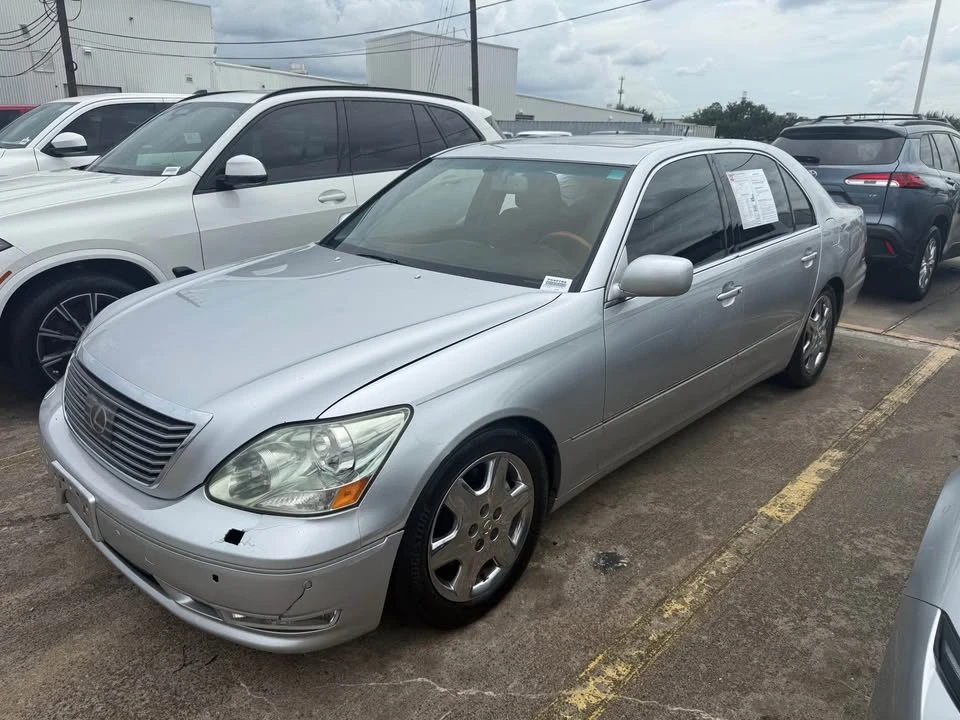 2005 Lexus LS 3rd Gen - Image 3 of 14
