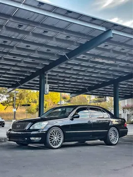 2005 Lexus LS 430 Sedan 4D