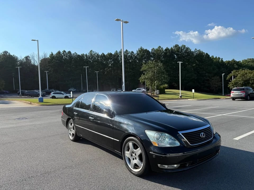 2005 Lexus LS 3rd Gen - Image 3 of 17