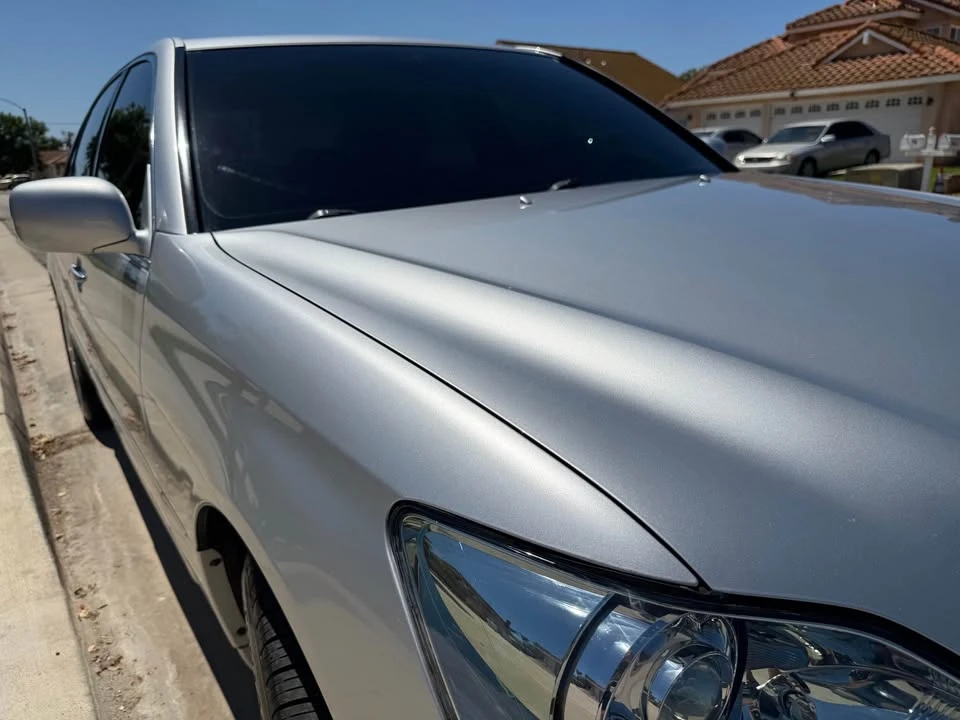 2005 Lexus LS 3rd Gen - Image 9 of 19