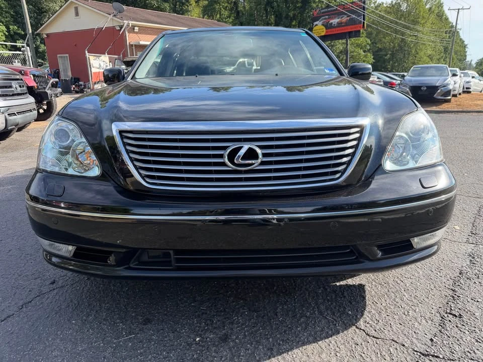 2005 Lexus LS 3rd Gen - Image 2 of 20