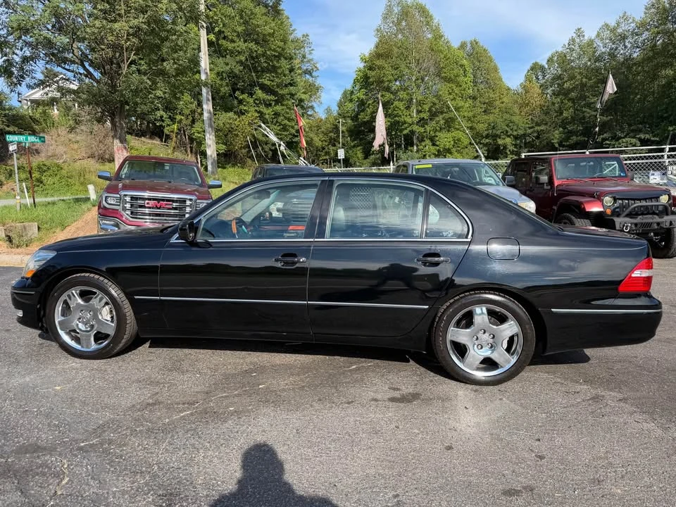 2005 Lexus LS 3rd Gen - Image 4 of 20