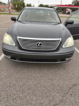 2005 Lexus LS 430 Sedan 4D