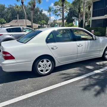 2005 Lexus LS 430 Sedan
