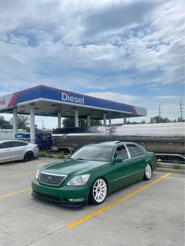2005 Lexus LS 430 Sedan 4D