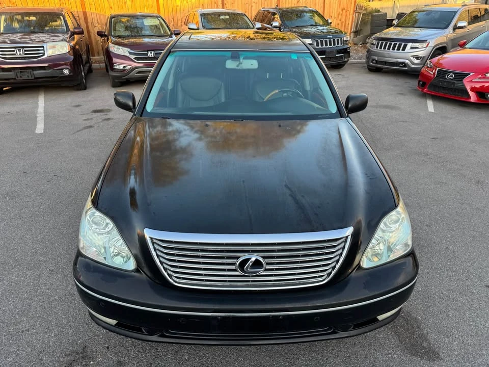 2005 Lexus LS 3rd Gen - Image 2 of 20