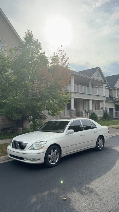 2005 Lexus LS 3rd Gen - Image 6 of 6