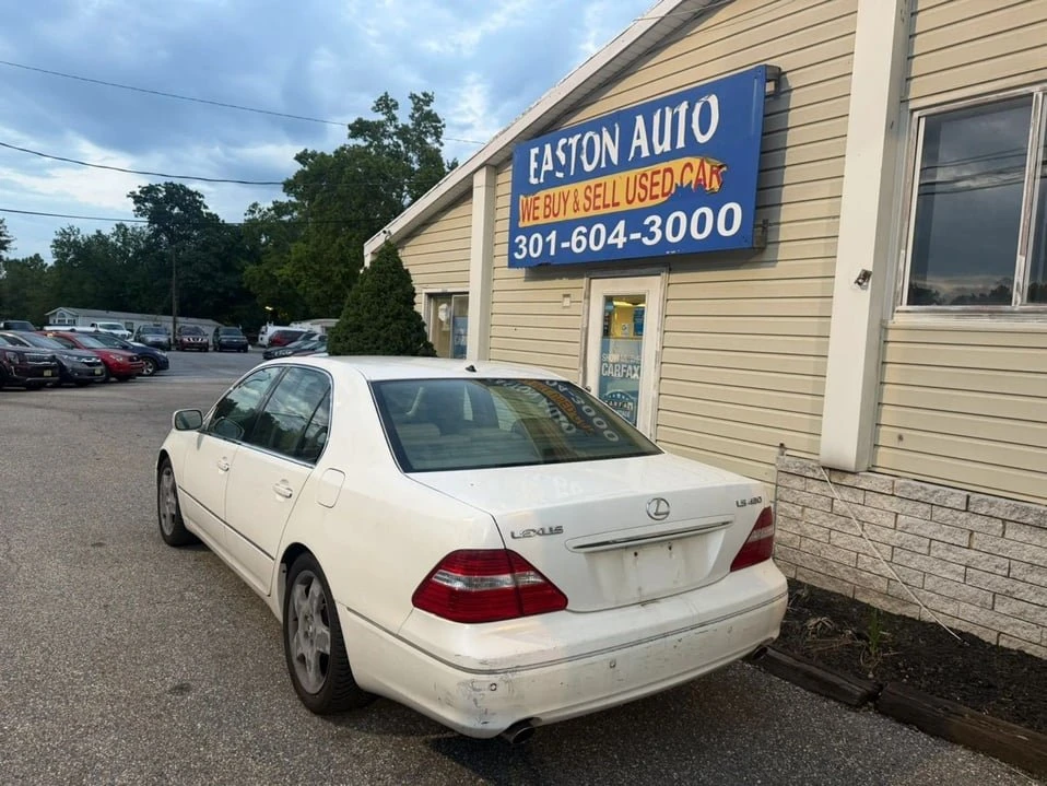 2005 Lexus LS 3rd Gen - Image 6 of 20