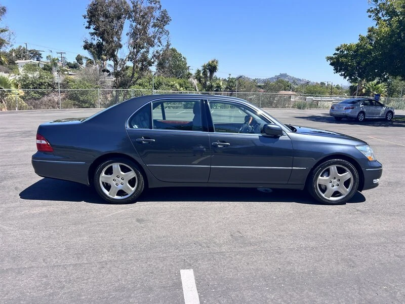 2005 Lexus LS 3rd Gen - Image 6 of 20