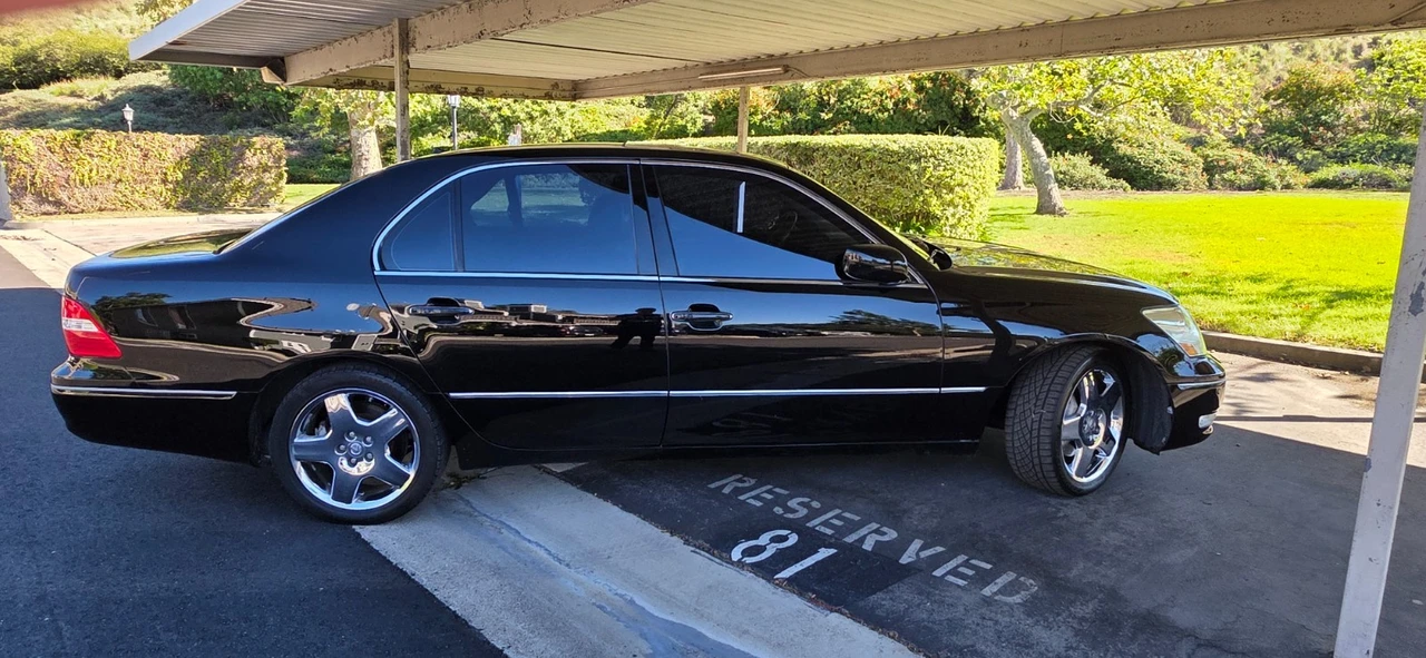 2005 Lexus LS 3rd Gen - Image 6 of 21