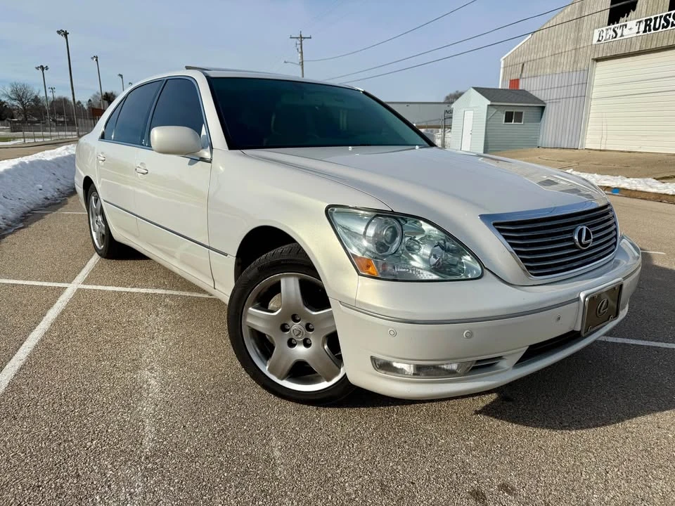 2005 Lexus LS 3rd Gen - Image 10 of 10