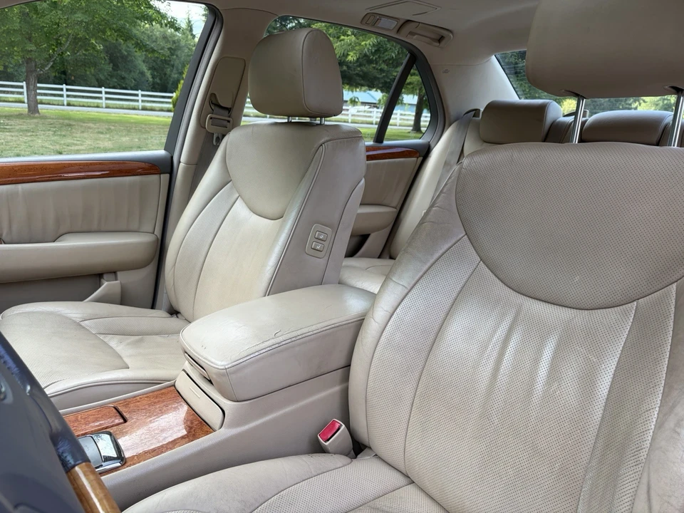 2005 Lexus LS 3rd Gen - Image 6 of 13