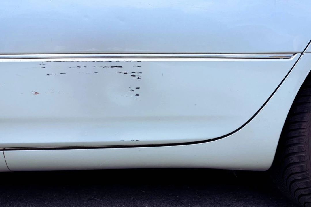 2005 Lexus LS 3rd Gen - Image 19 of 24