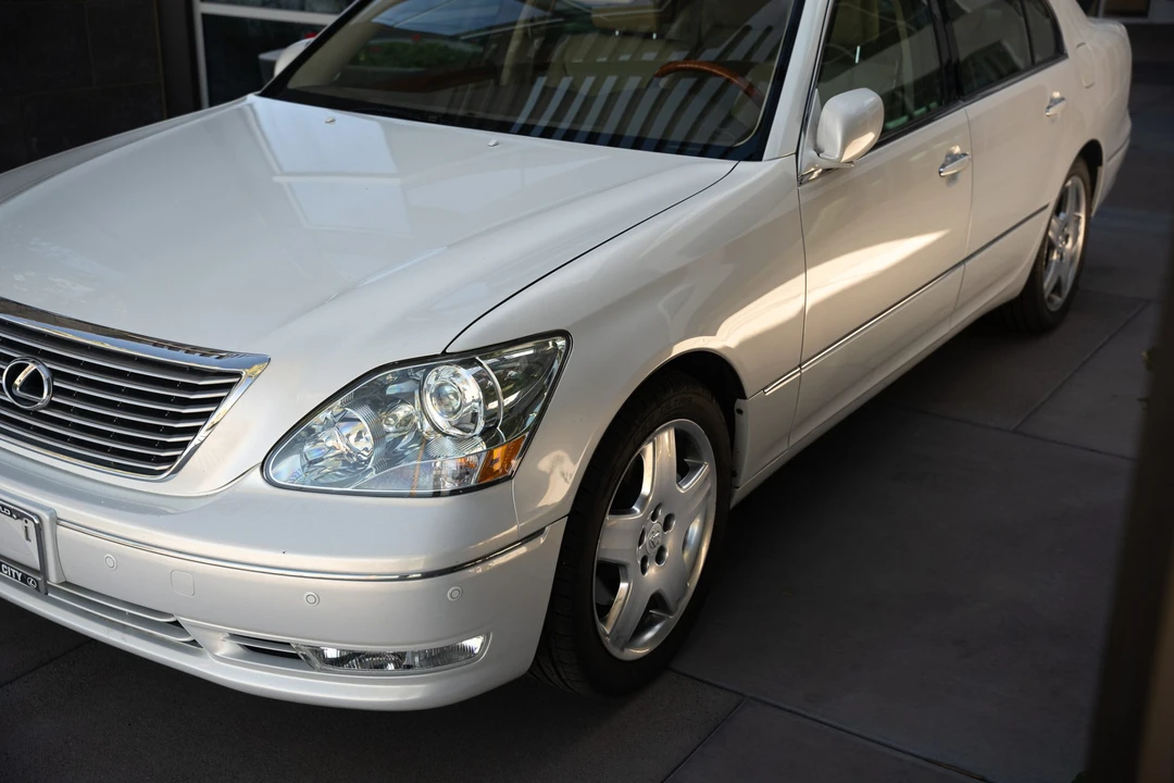 2005 Lexus LS 3rd Gen - Image 30 of 31