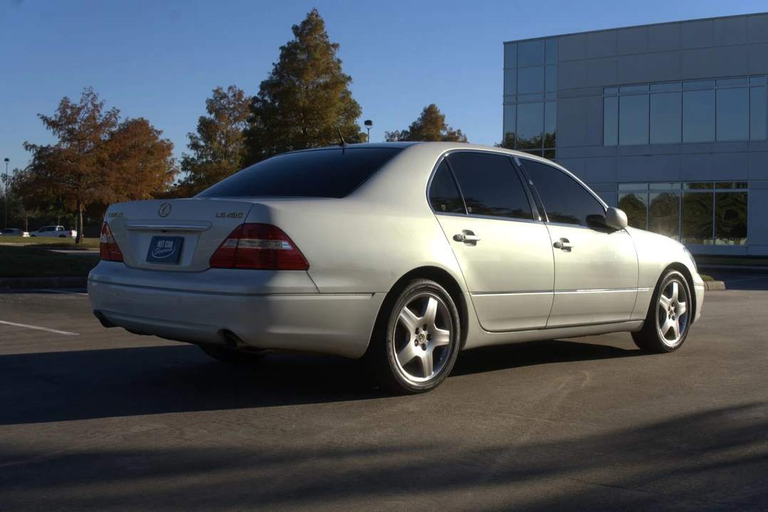 2005 Lexus LS 2nd Gen - Image 8 of 31