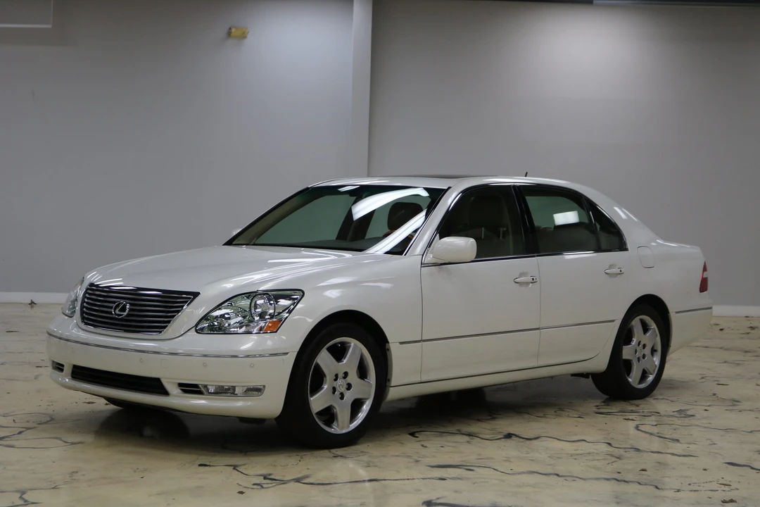 2005 Lexus LS 3rd Gen - Image 3 of 31
