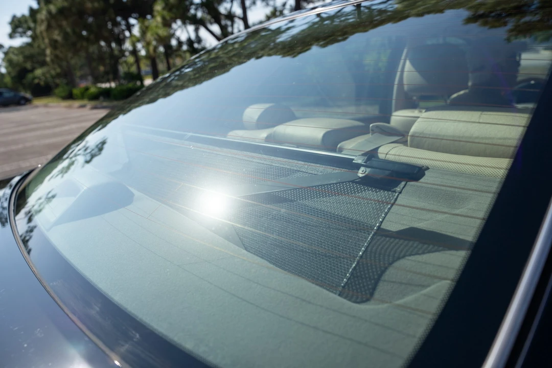 2005 Lexus LS 3rd Gen - Image 30 of 31